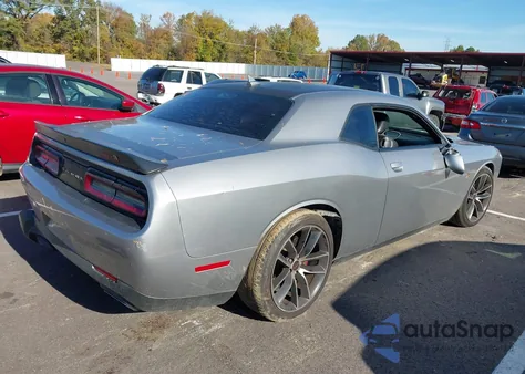 2018 Dodge Challenger R/T Scat Pack из США, поврежденный, VIN 2C3CDZFJ7JH300884